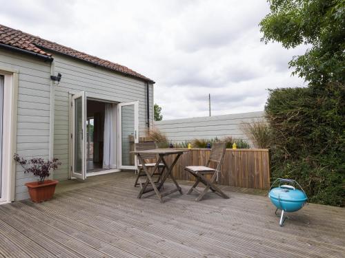 Dove Farm Cottage - image 5