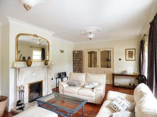 The Sanctuary in Мелоу