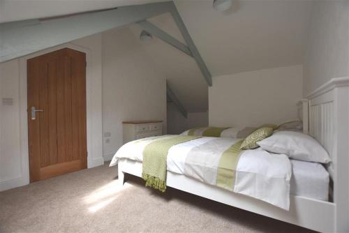 The Old Farmhouse Kitchen - image 12