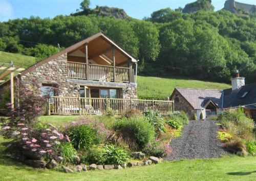 Dan Castell Cottage, , West Wales