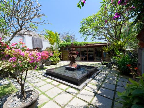 Raj Three-Bedroom Villa with Private Pool image 1