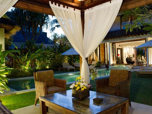 Raj Three-Bedroom Villa with Private Pool image 3