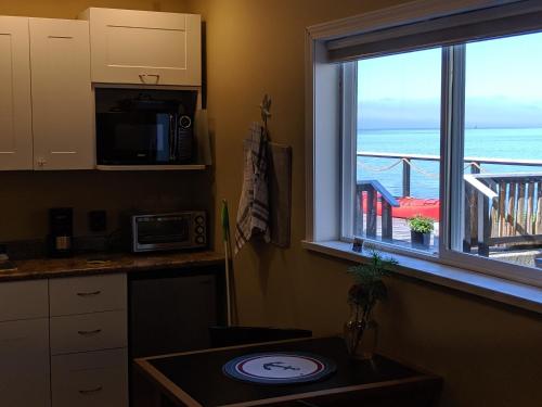 Nimpkish Hotel in Alert Bay, Canada
