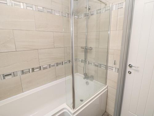 Sycamore Cottage - image 14