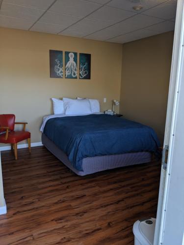 Nimpkish Hotel in Alert Bay, Canada