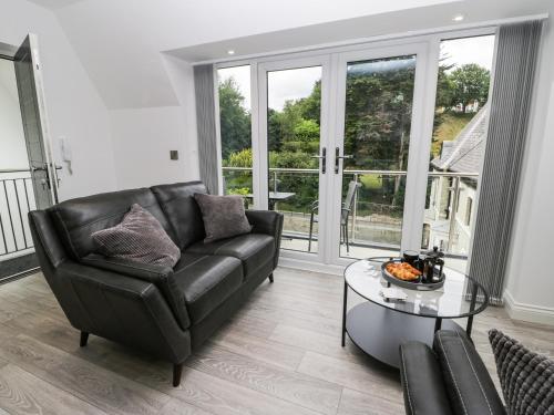 Apartment 3 - image 11