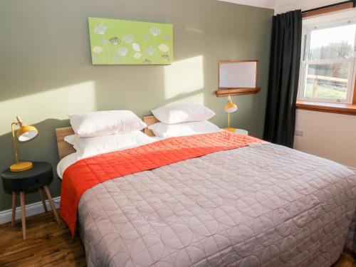 Glebe Cottage - image 11