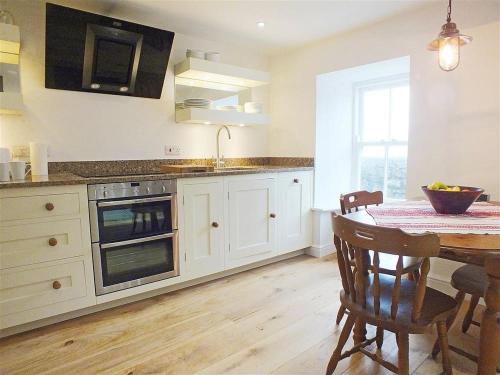 Beach Cottage - image 4