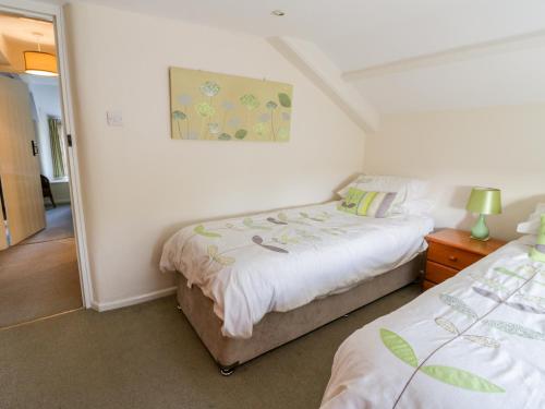 3 Rose Cottages - image 2