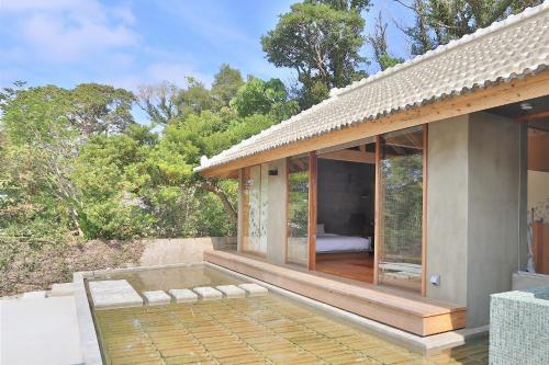 KAWASEMINOSU (MUKAKA VILLA) in Okinawa Main island