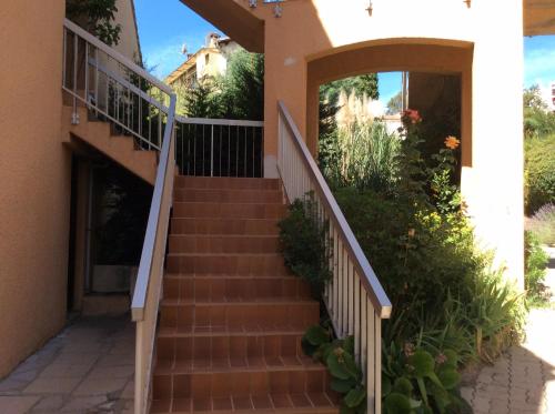 المنظر الخارجي, Au calme dans hameau fleuri joli Studio 3 pers piscine parking wi-fi in Vence City Center