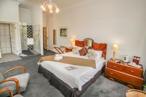 Montagu Country Hotel Room Type - Luxury Art Deco Double Montagu Country Hotel Room Type - Luxury Art Deco Double