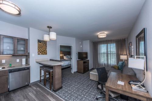 Staybridge Suites - Charleston - Mount Pleasant an IHG Hotel - image 7