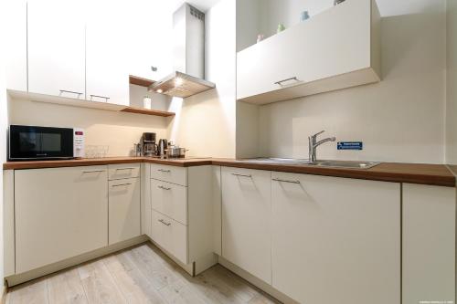 ห้องครัว, อพาร์ตเมนต์ 1 ห้องนอน 1 ห้องน้ำส่วนตัว ขนาด 50 ตร.ม. – กลางเมืองเมอรัน (Apartment Merano) in เมรัน