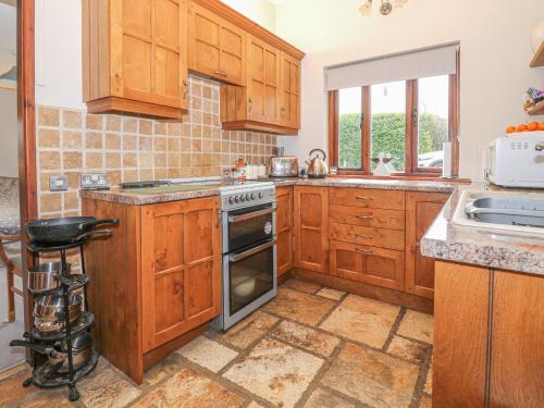 Ty'n Morfa - image 35