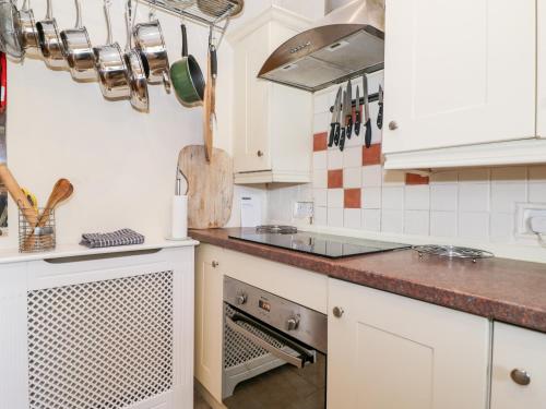 Combe Cottage - image 7
