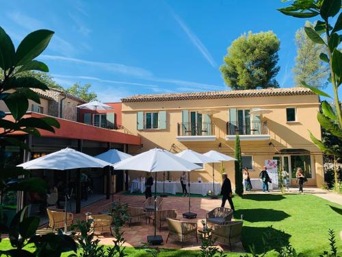 Hotel****Spa & Restaurant Cantemerle - image 7