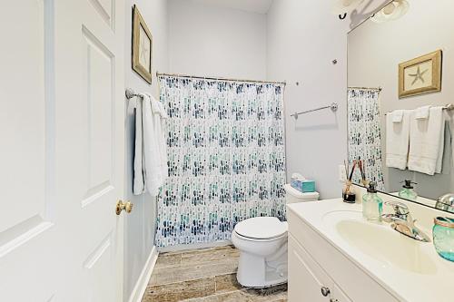 The Magnolia with Pool & Hot Tub - Walk to the Beach condo - image 8