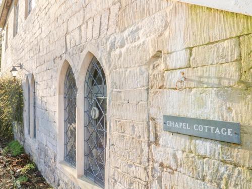 Chapel Cottage - image 4