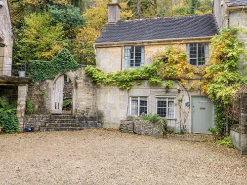 October Cottage - Stroud