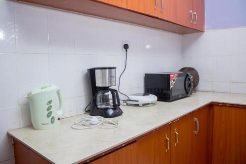 מטבח, Essy's Apartments Nakuru with pool & GYM in Nakuru