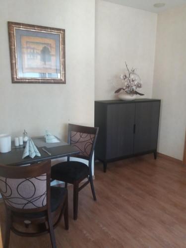 Hotel Garni Regent - image 9