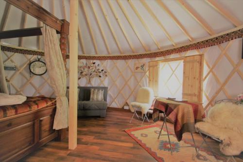 Wall Eden Farm - Luxury Log Cabins and Glamping