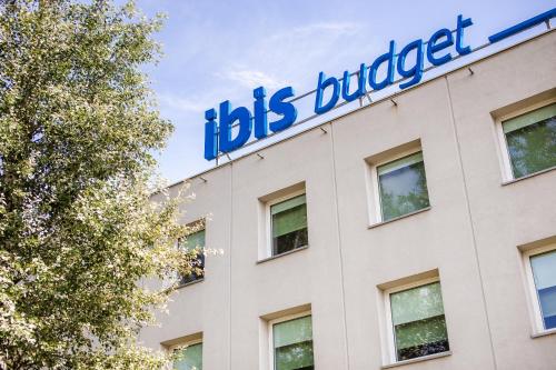 ibis budget Wrocław Stadion - image 14