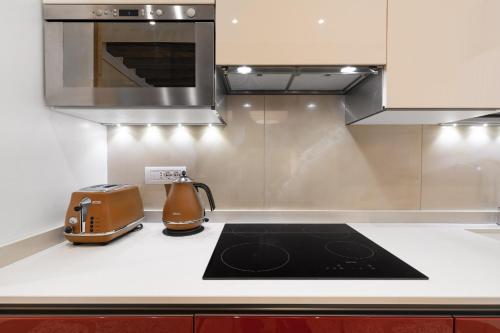 Two-Bedroom Apartment image 6