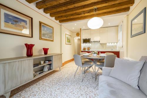 Two-Bedroom Apartment image 3