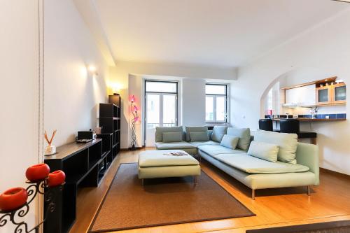 Rato Elegant by Homing - image 13
