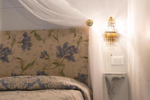 Superior Suite image 10