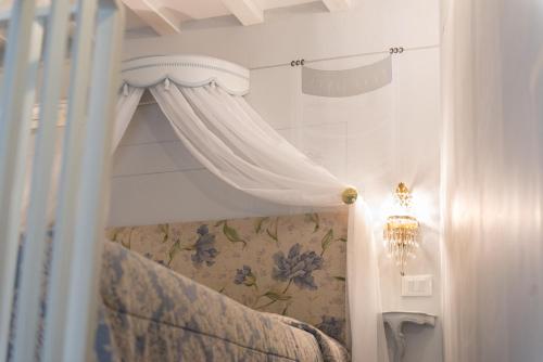 Superior Suite image 9