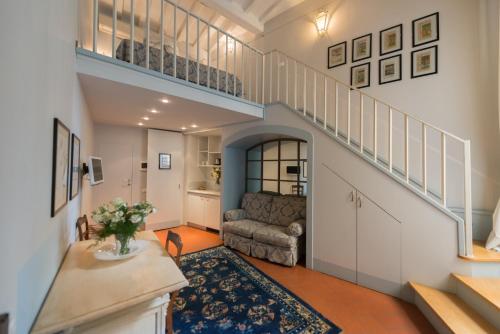 Superior Suite image 6