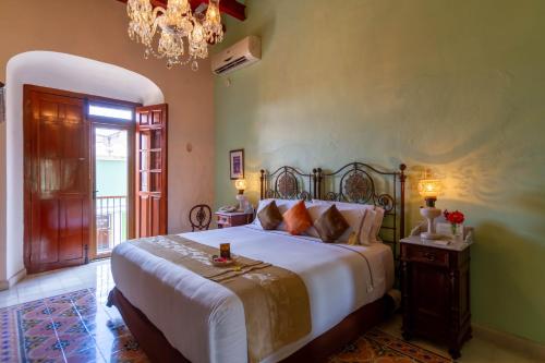 240426795 Hotel Boutique Casa Don Gustavo, Campeche