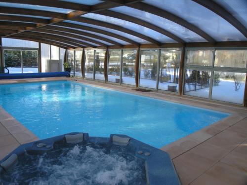 Logis Hotel-Restaurant Spa Le Lac