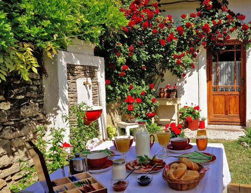B B Guesthouse TIHANY - image 3