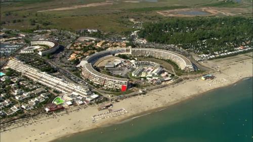 Naturist village, beach side, ground floor apartment