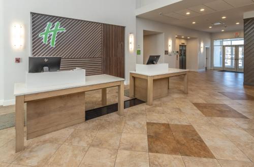 Holiday Inn Hotel & Suites Memphis-Wolfchase Galleria, an IHG Hotel