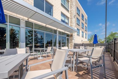 Facilities, Holiday Inn Express & Suites Eagan - Minneapolis Area By IHG in Eagan (MN)