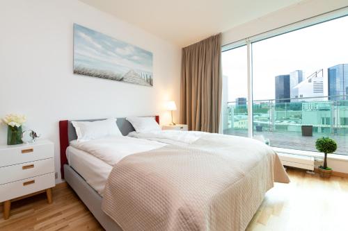 Central Cozy Apartment with Parking