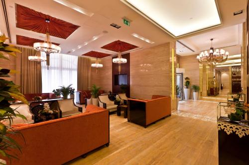 Lobby, Zubarah Hotel in Al Muntazah