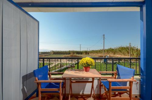 陽台/露台, Gaitani apartments plaka naxos in 普拉卡海灘
