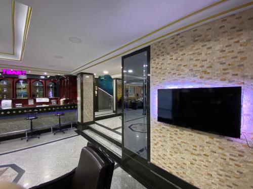 Grand Oral Hotel - image 5