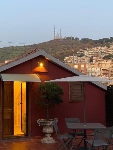 B&B Mini Hotel Incity-close train station and port- - 출입구