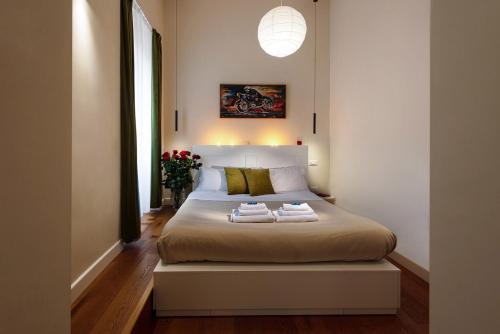 Deluxe Double Room image 5