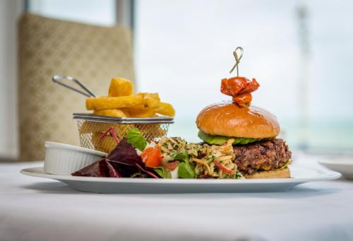 Langham Hotel Eastbourne - image 3