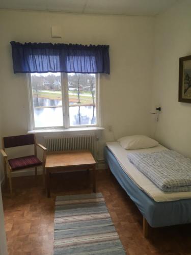 Single Room with Shared Bathroom