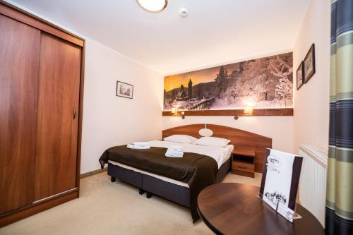 2 twin beds