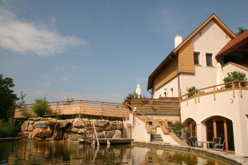 . Hotel Saziani